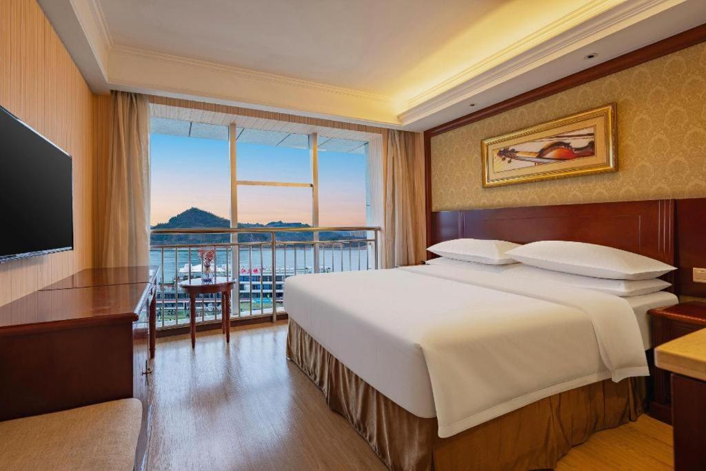 Yichang Vienna Hotel Wanda Branch Eksteriør billede