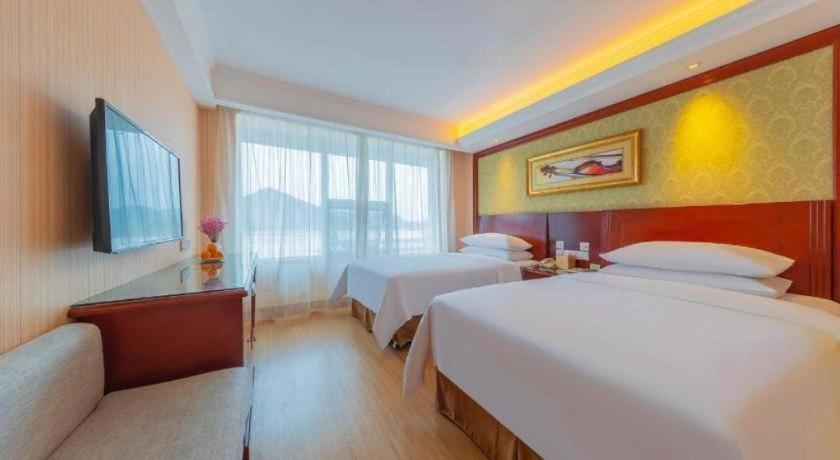 Yichang Vienna Hotel Wanda Branch Eksteriør billede