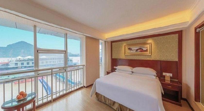Yichang Vienna Hotel Wanda Branch Eksteriør billede